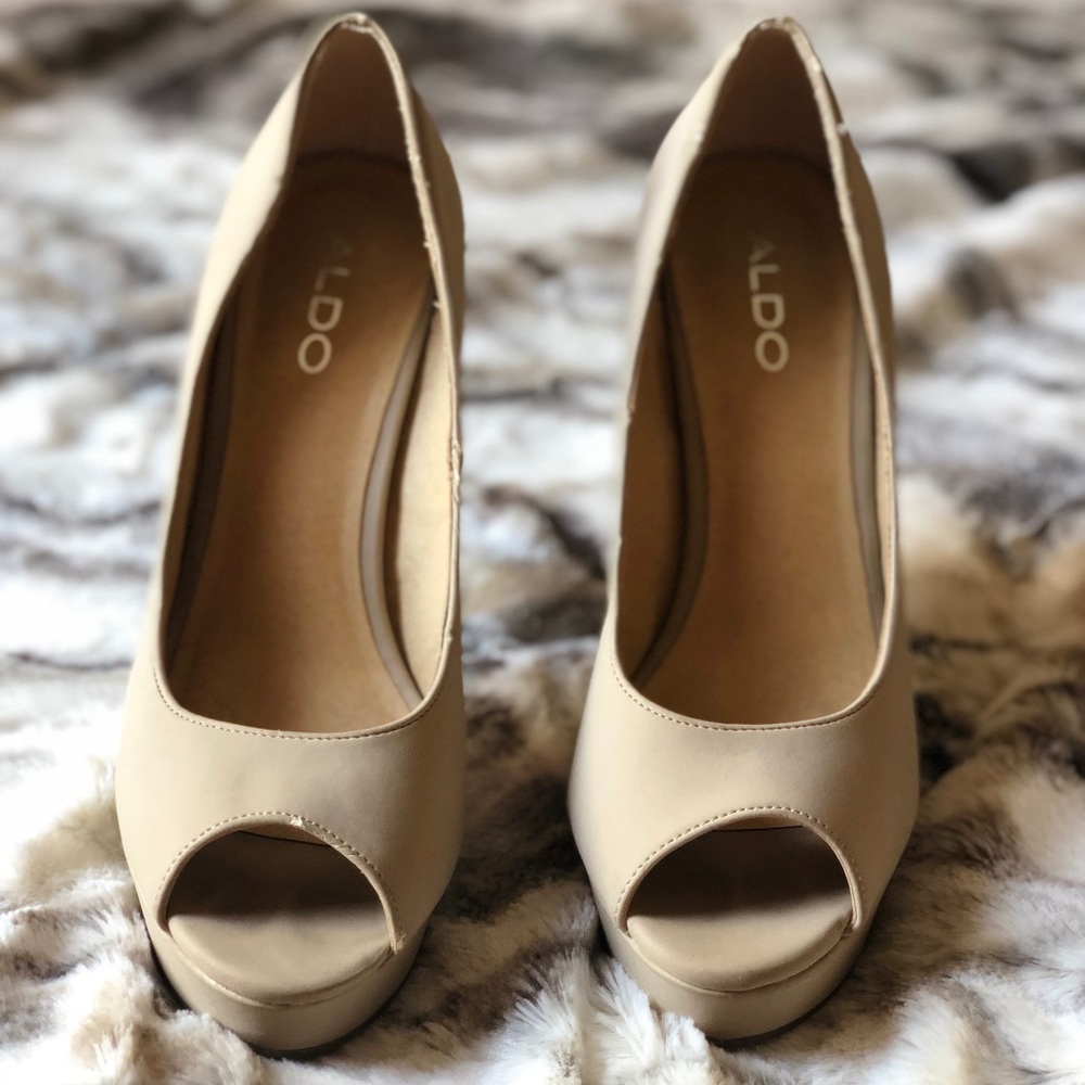 Tan Aldo Open Toed Pump